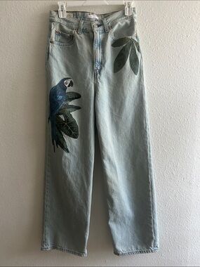 Levi's x Farm Rio High Loose Jeans Birds in Paradise Parrot Print Straight Leg